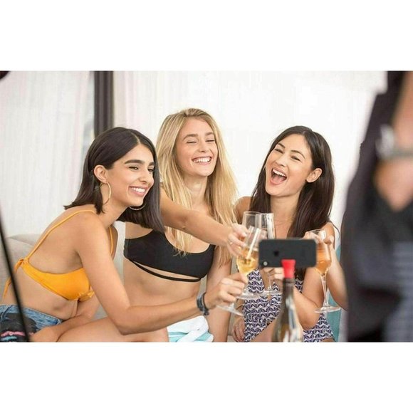 Selfie Cork Universal Bottle Stopper Monopod, Red - Picture 5 of 8